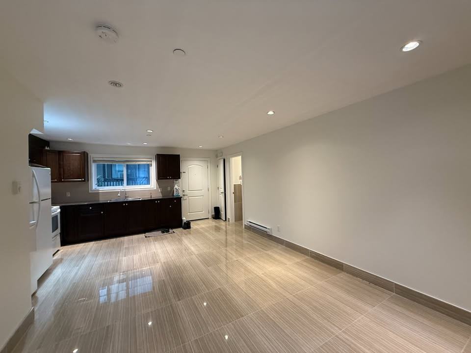 7452 Humm St #1 - Photo 2 of 8