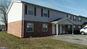 1760 Wisteria Dr #J - Photo 1 of 1