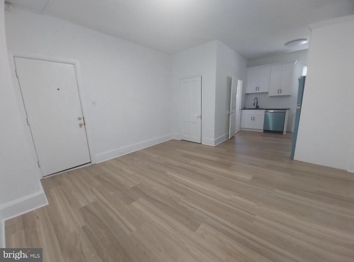 1 N Main St #2R - Photo 3 of 14