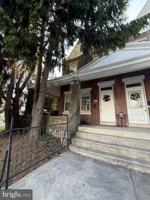featured image of 6400 Oxford Ave
