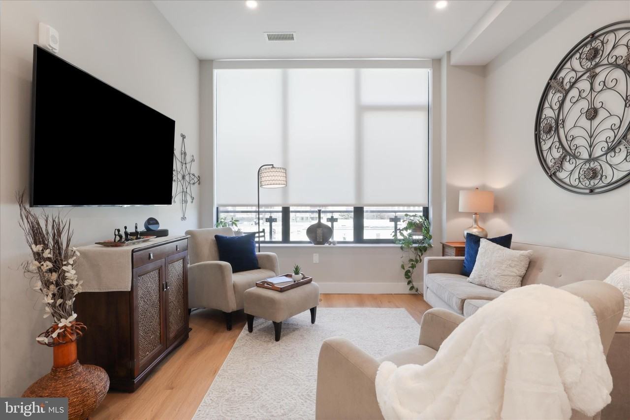 801 N Fairfax St #414 - Photo 5 of 33