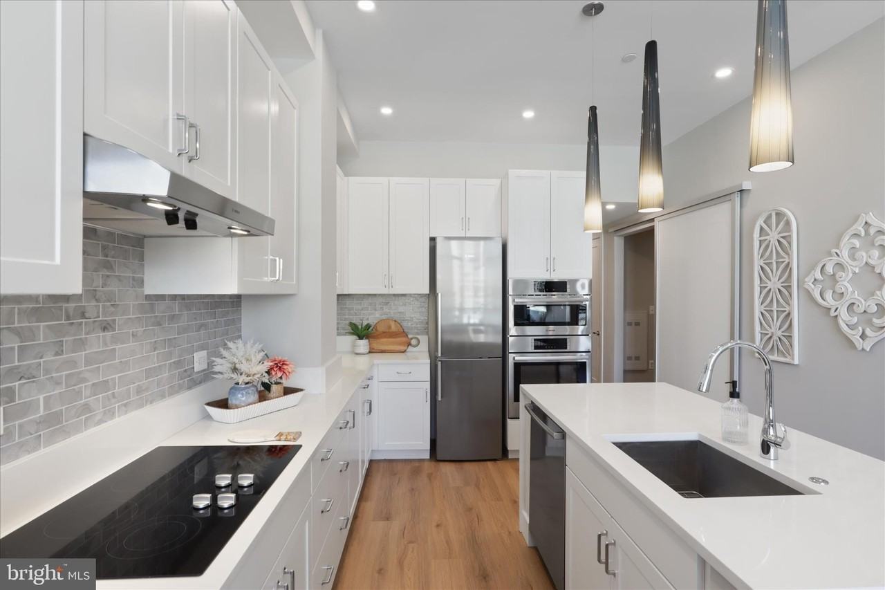 801 N Fairfax St #414 - Photo 7 of 33