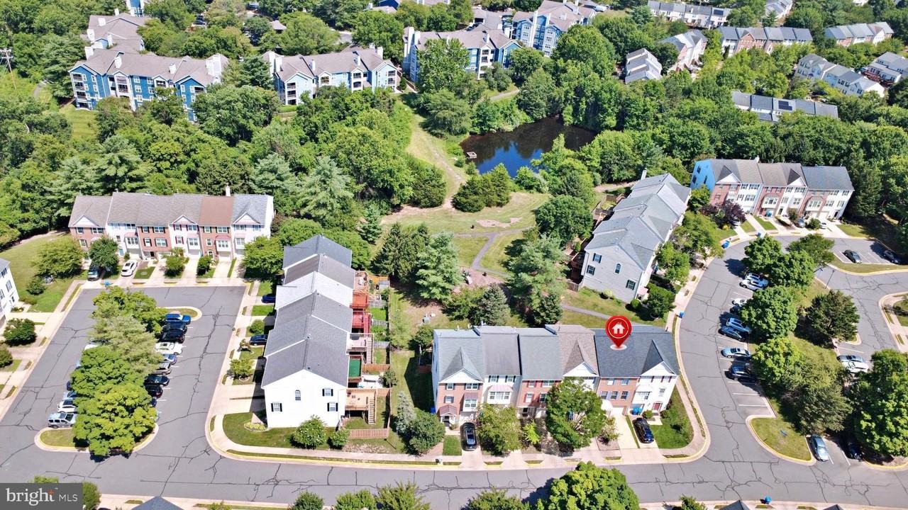 6285 Clay Pipe Ct - Photo 2 of 25