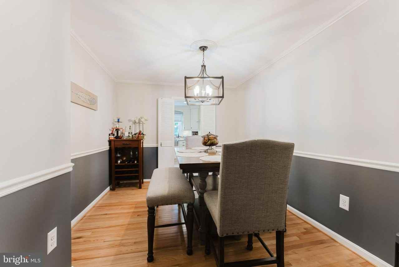 8001 Bethelen Woods Ln - Photo 5 of 23