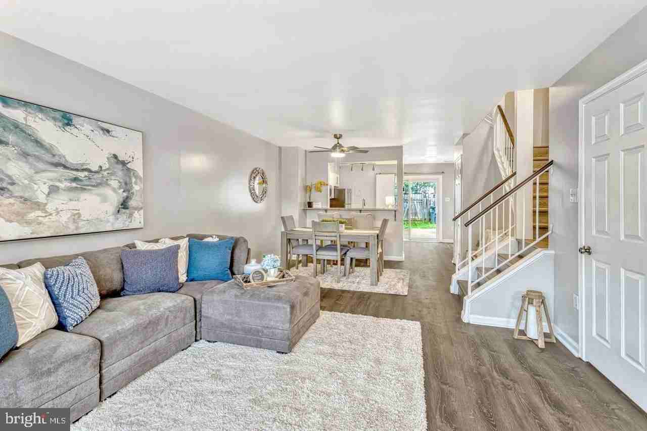 12163 Presidio Way - Photo 2 of 27