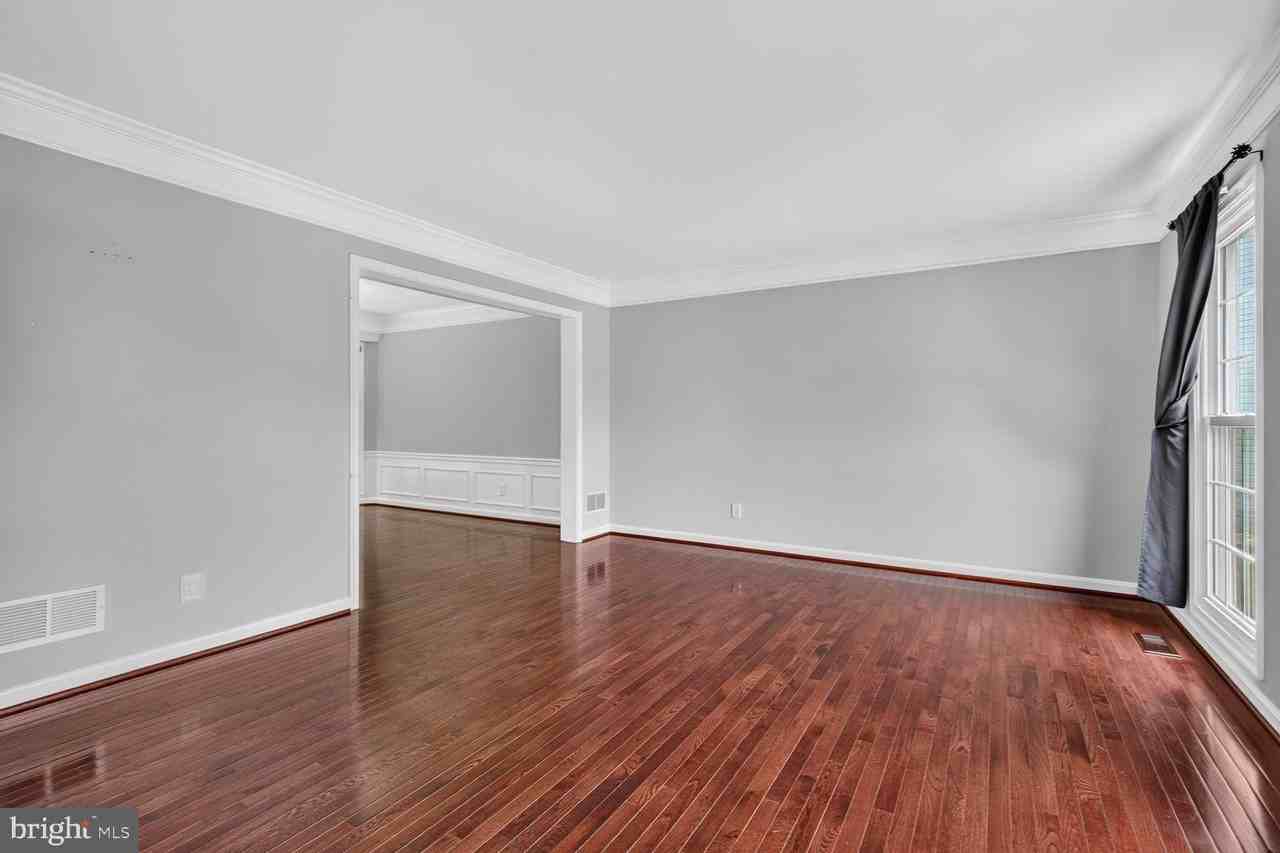 3569 Eskew Ct - Photo 5 of 50