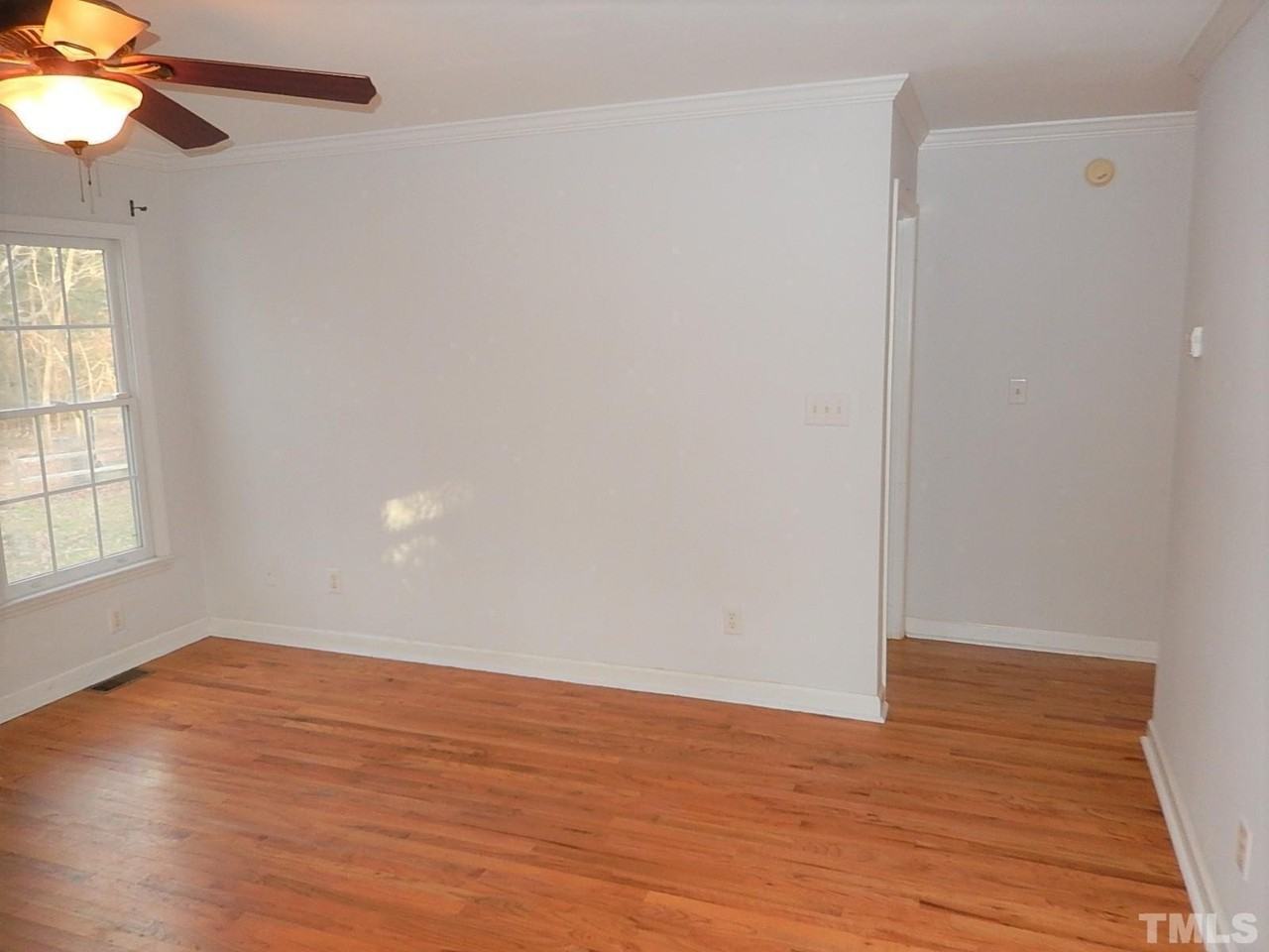 6610 Lipscomb Dr - Photo 3 of 50