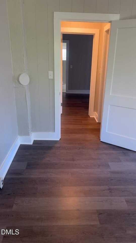805 Rountree Ave Se - Photo 6 of 10