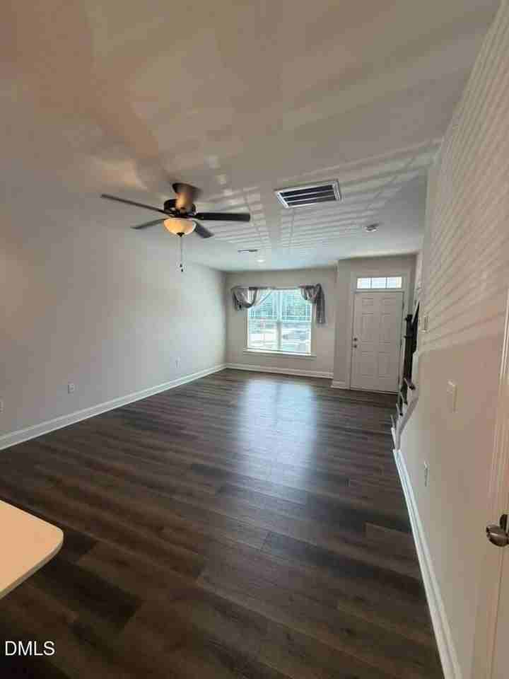 1407 Raines Meadow Dr - Photo 3 of 39
