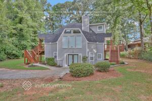 featured image of 377 Windsor Farms Dr