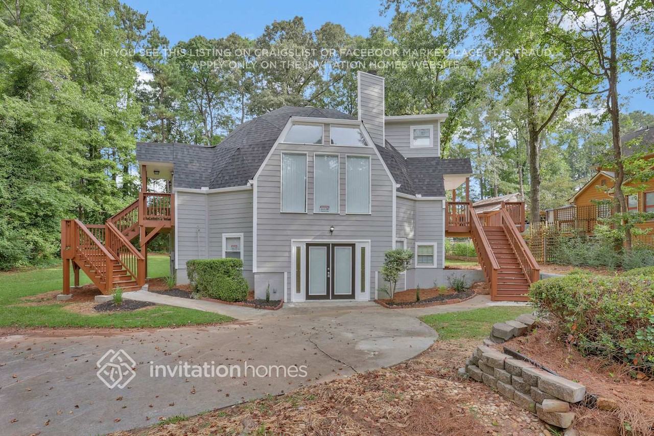377 Windsor Farms Dr - Photo 2 of 31
