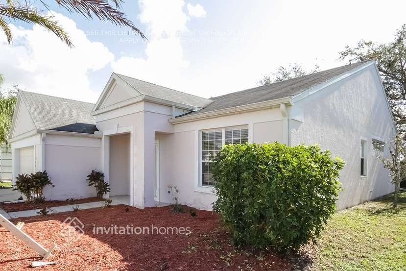 362 Fareham Dr - Photo 2 of 24