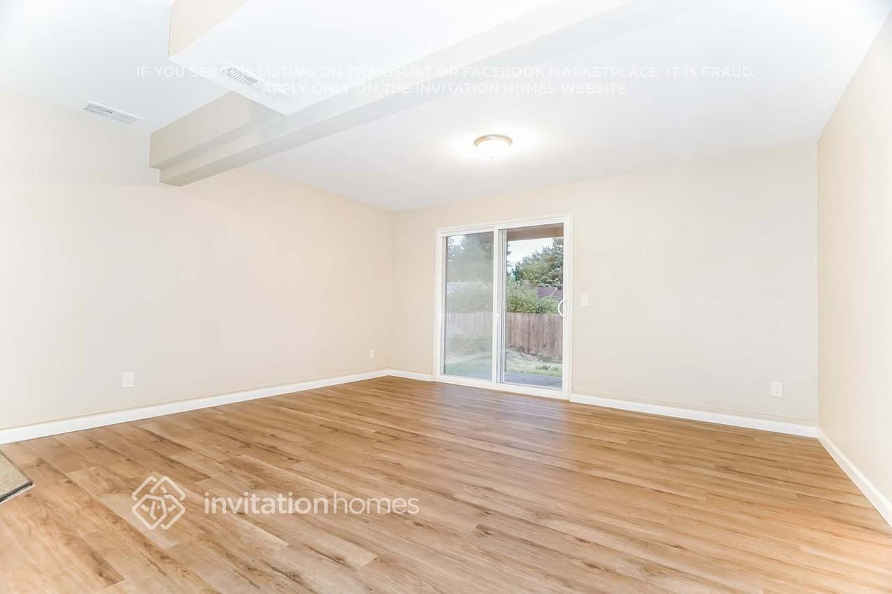 1216 S 236th Pl - Photo 6 of 18
