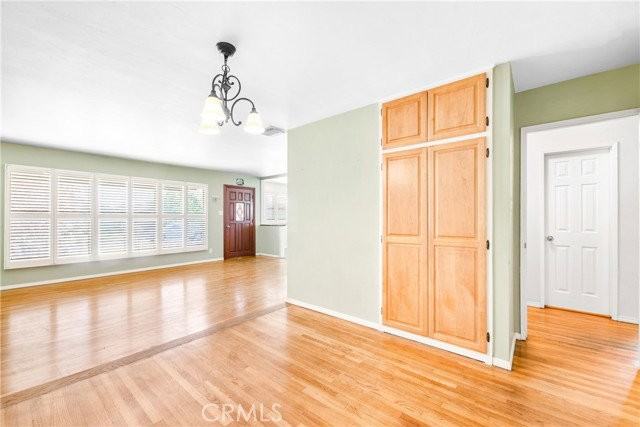 1231 E Mayfair Ave - Photo 6 of 8