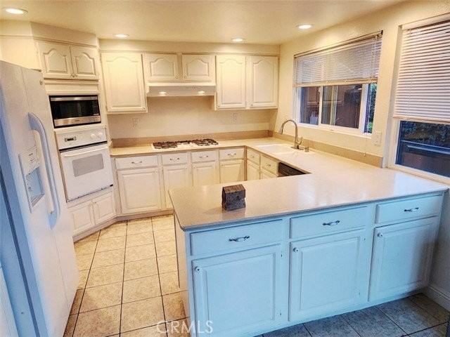 3336 Paseo Halcon - Photo 3 of 7
