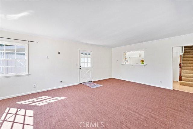 515 Carnation Ave - Photo 6 of 8