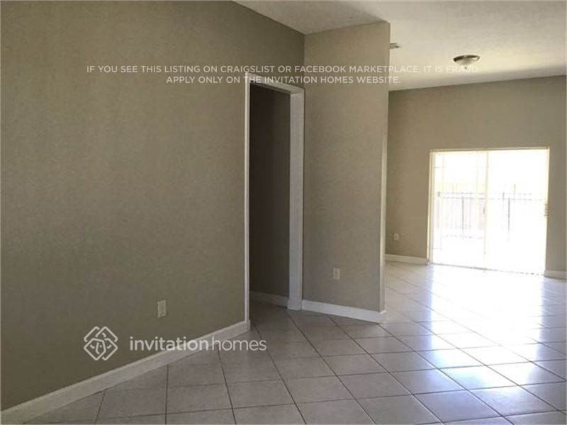 14146 Sw 160th Ct - Photo 2 of 9