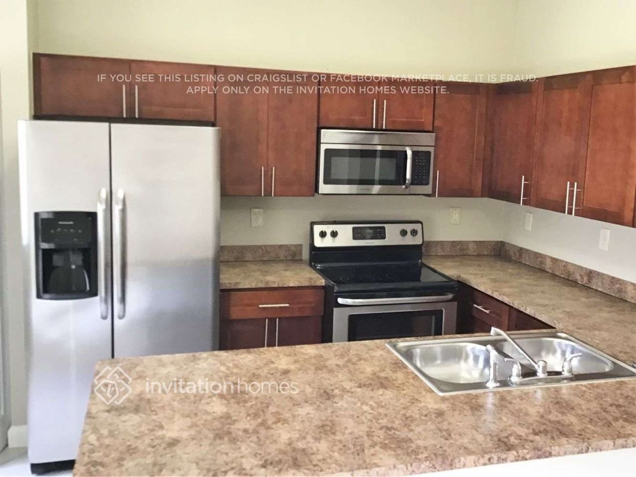 14146 Sw 160th Ct - Photo 4 of 9