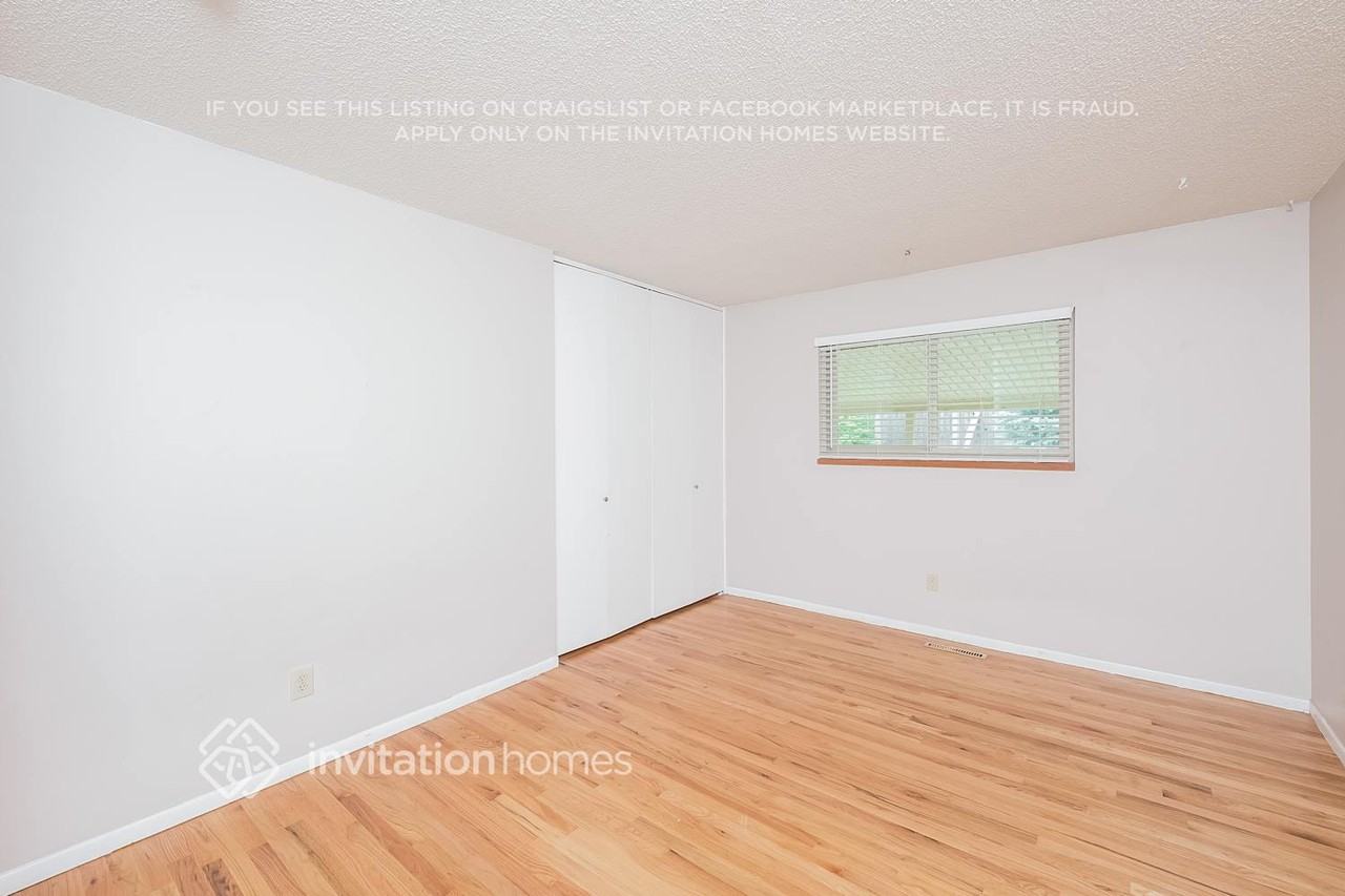 13482 E Dakota Ave - Photo 6 of 21