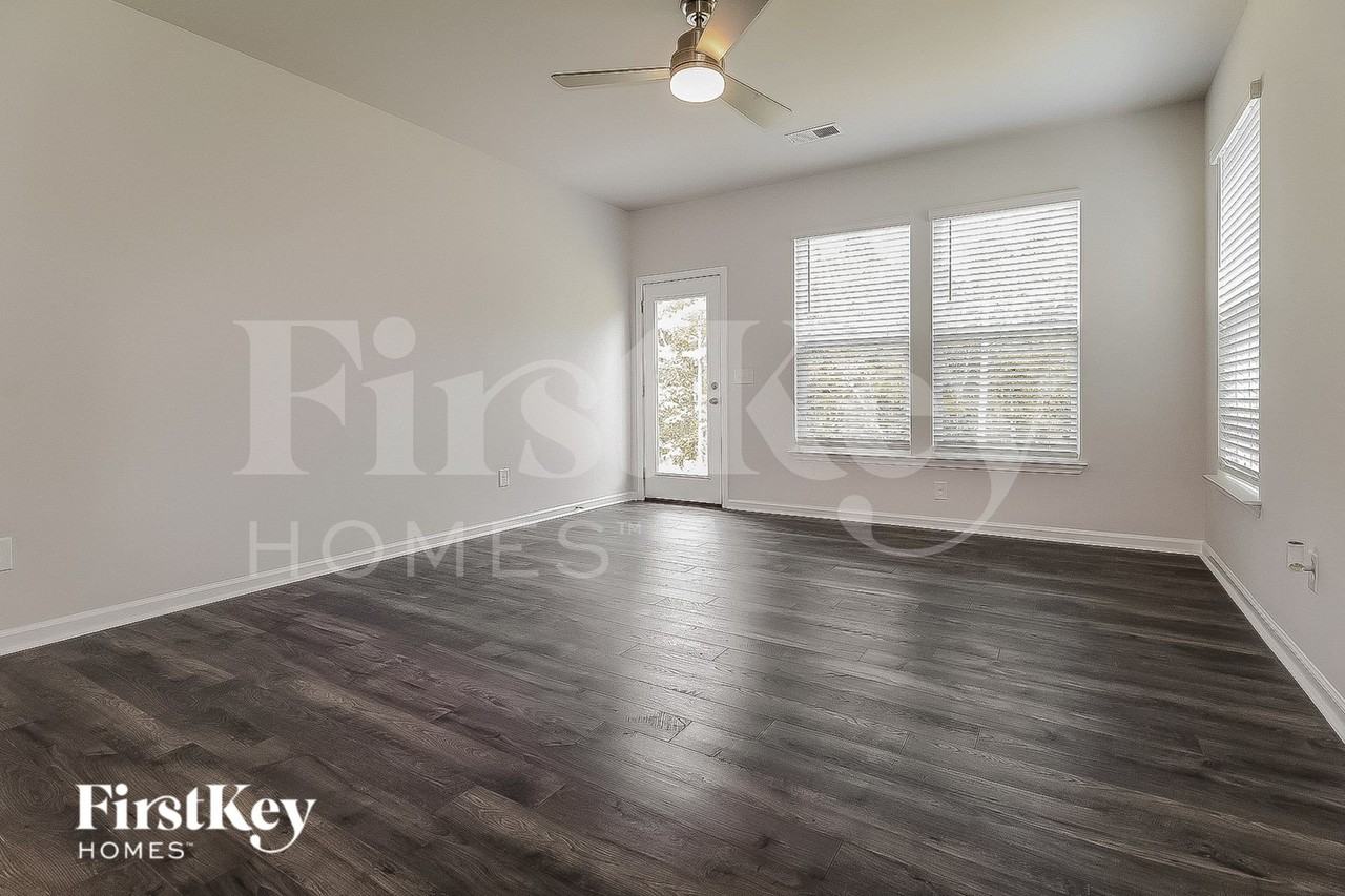 310 Ashborne Ln - Photo 2 of 15