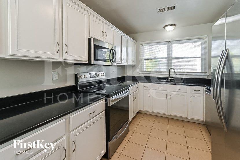8690 River Mill Cv - Photo 6 of 15