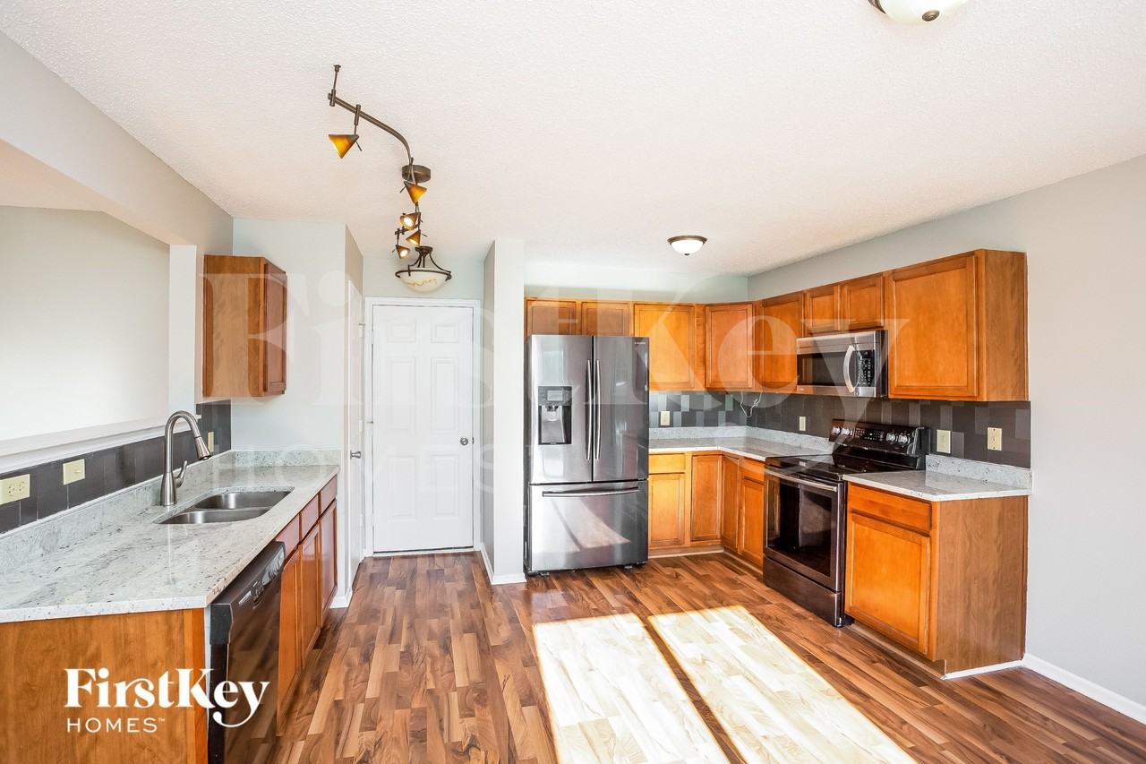 15358 Border Dr - Photo 5 of 15