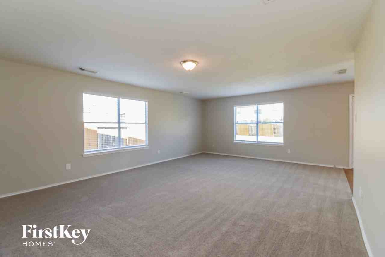 14435 Brunswick Point Ln - Photo 4 of 15