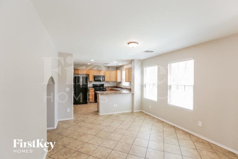2226 S Buckaroo Trl - Photo 6 of 16