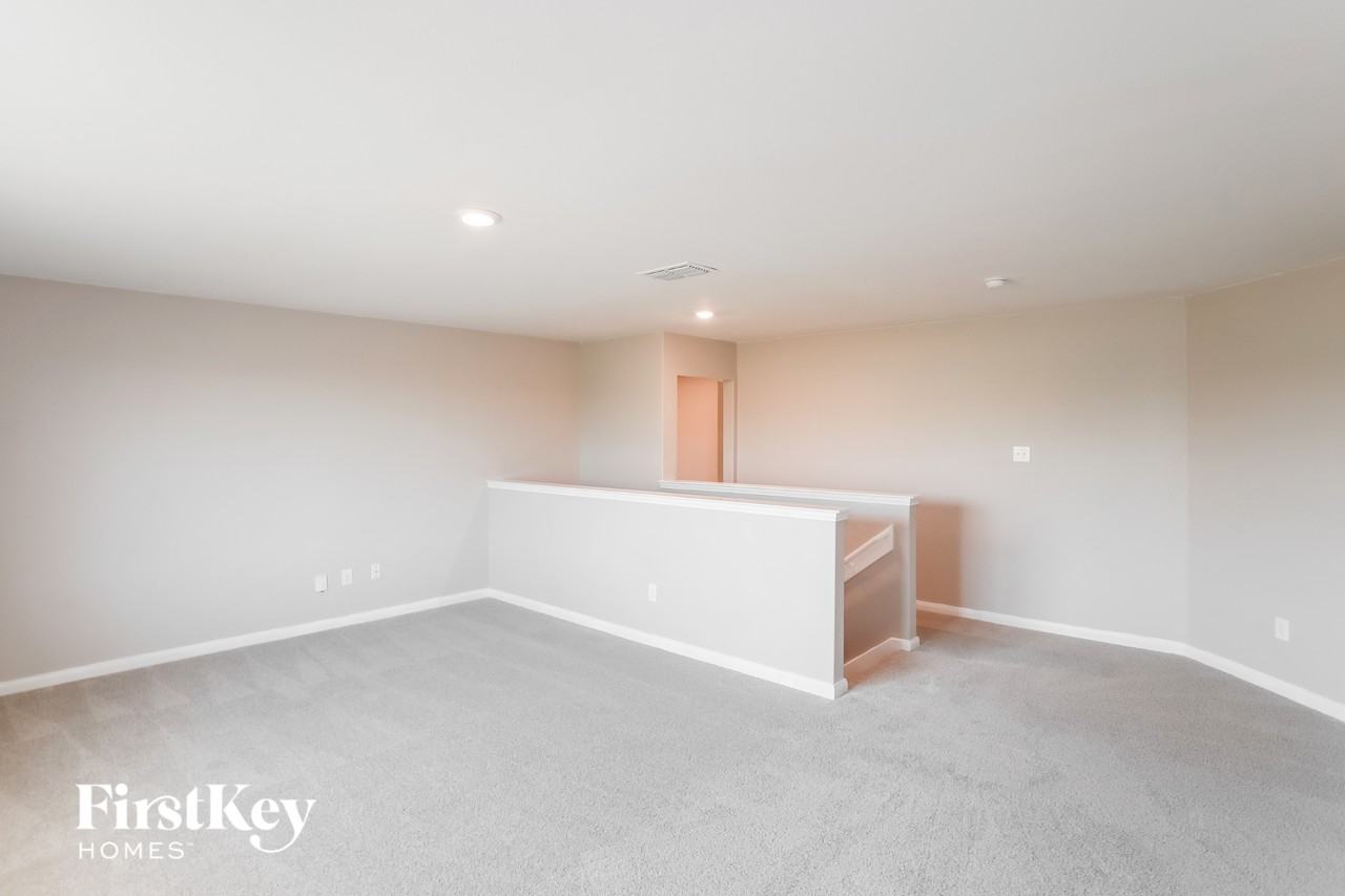 112 Barbwire Way - Photo 6 of 15