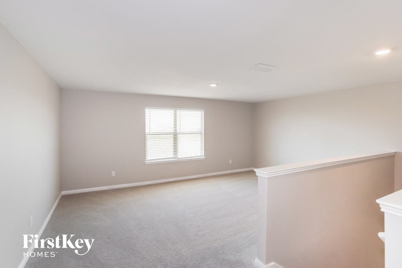 112 Barbwire Way - Photo 7 of 15