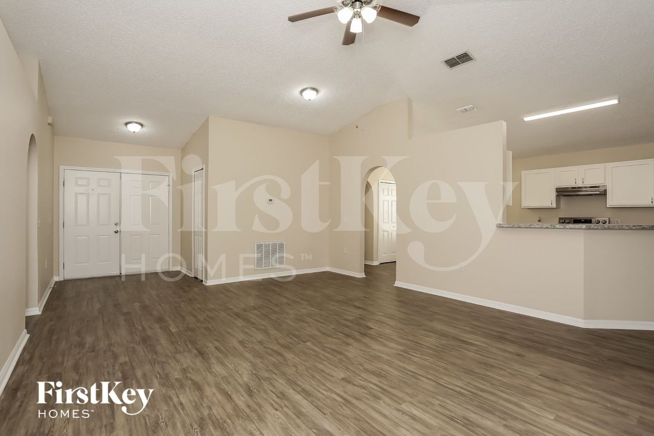 2540 Sunrise Ridge Ln - Photo 3 of 19