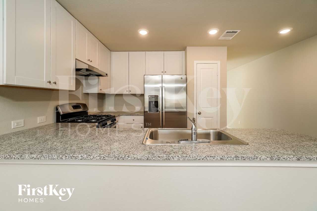 31694 Untrodden Way - Photo 5 of 15