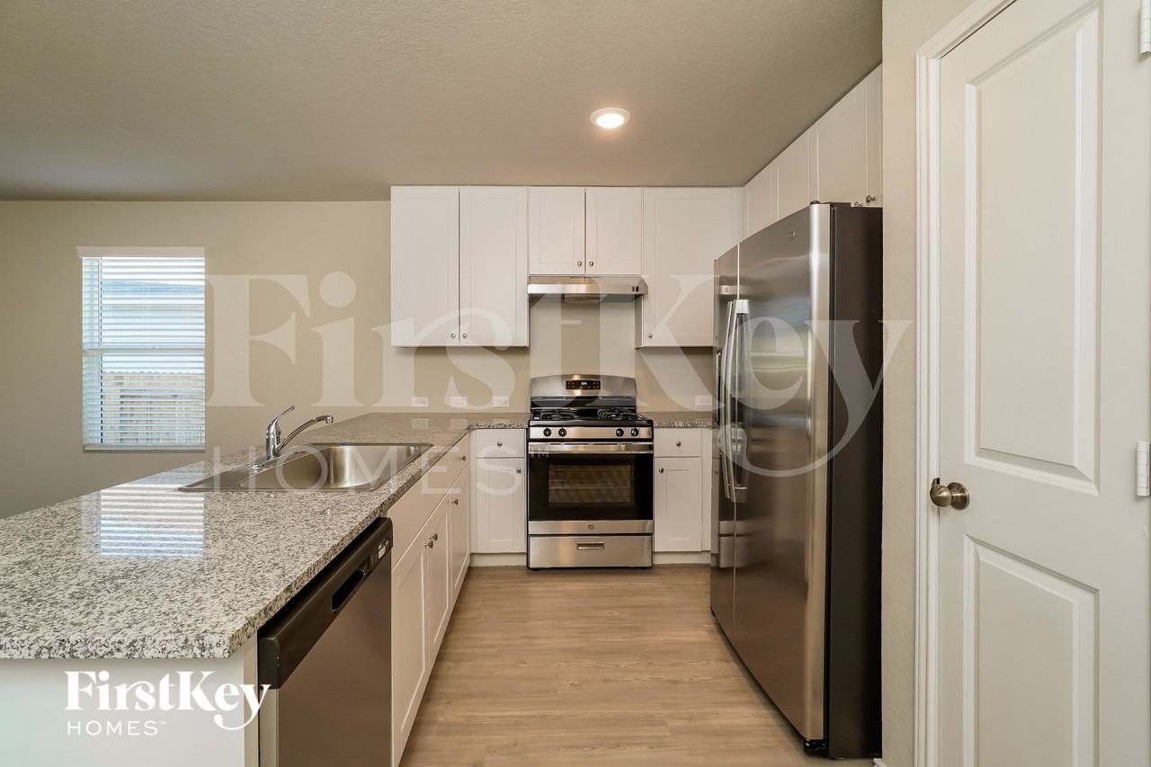 31694 Untrodden Way - Photo 6 of 15
