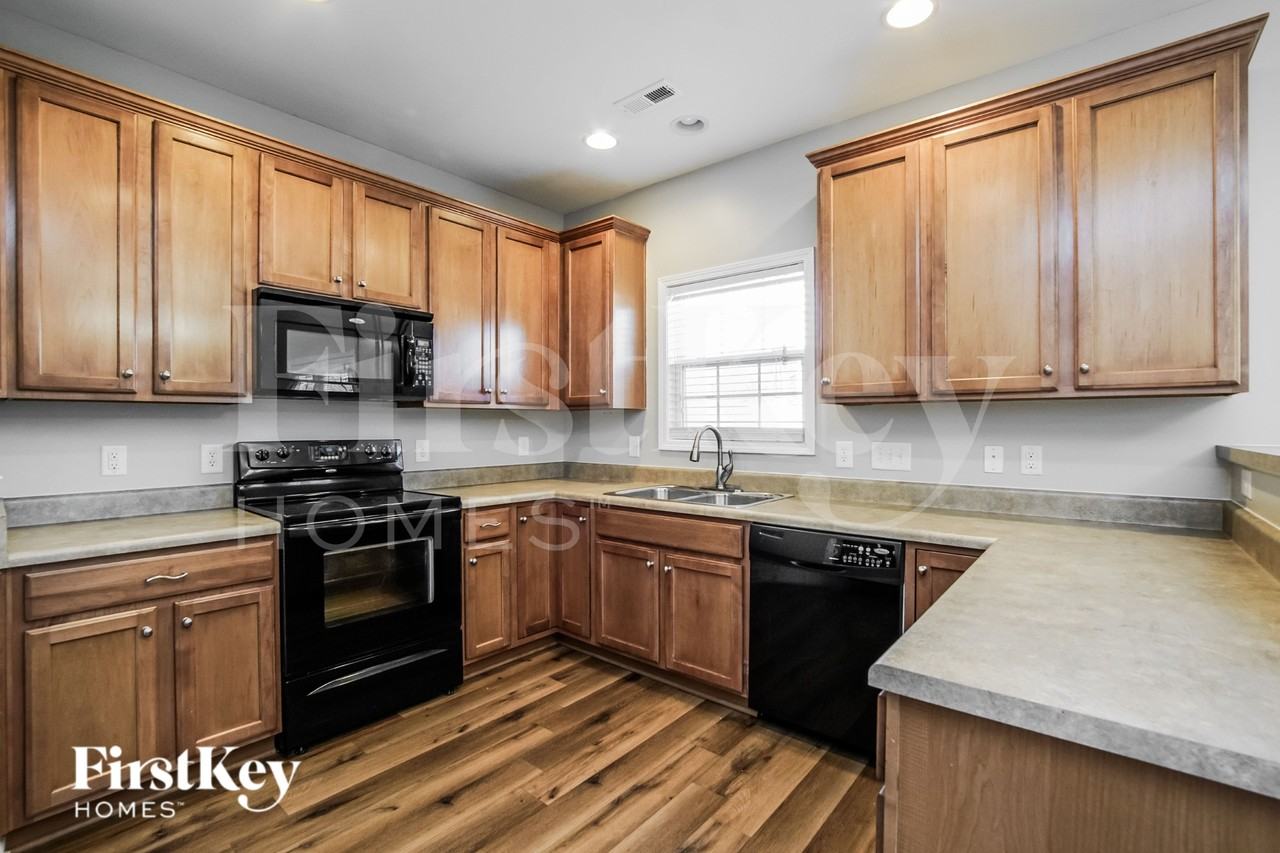 129 Arctic Ridge Way - Photo 5 of 16