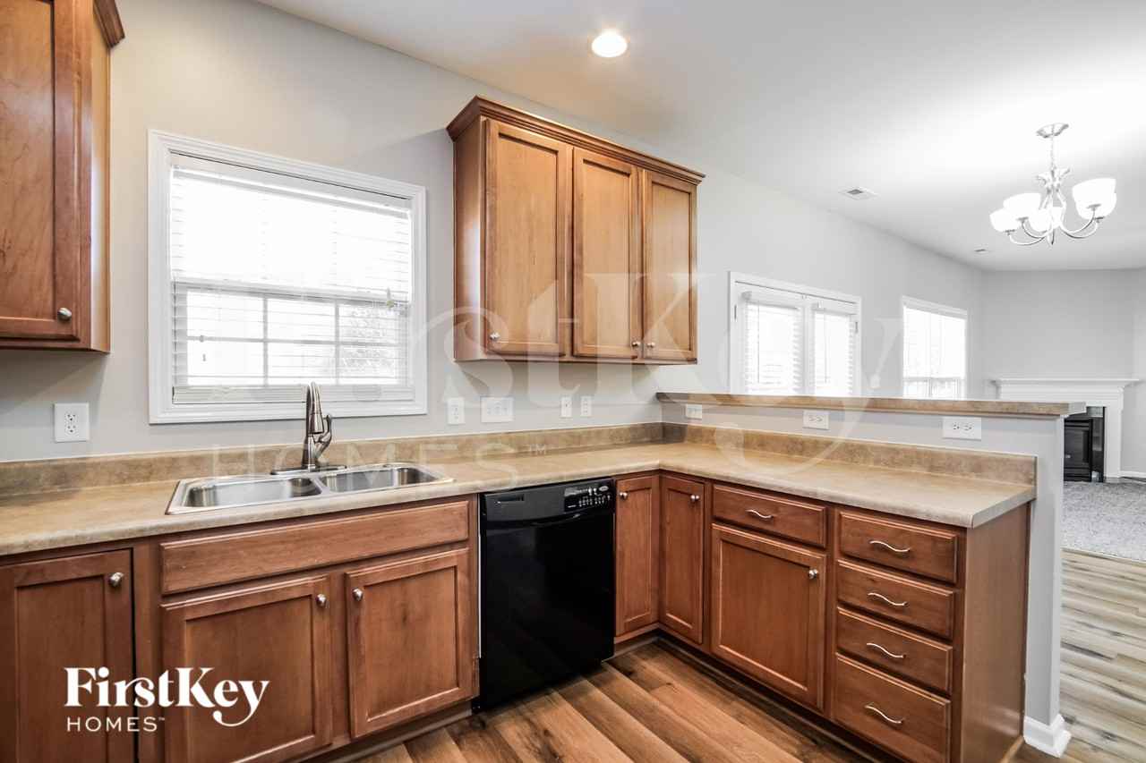 129 Arctic Ridge Way - Photo 6 of 16