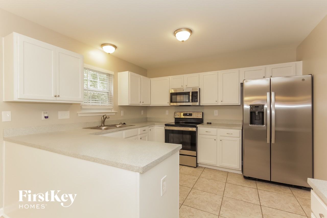 6111 Forest Pond Dr - Photo 6 of 15