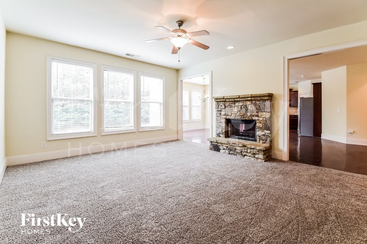 1068 Parkmist Dr - Photo 7 of 16