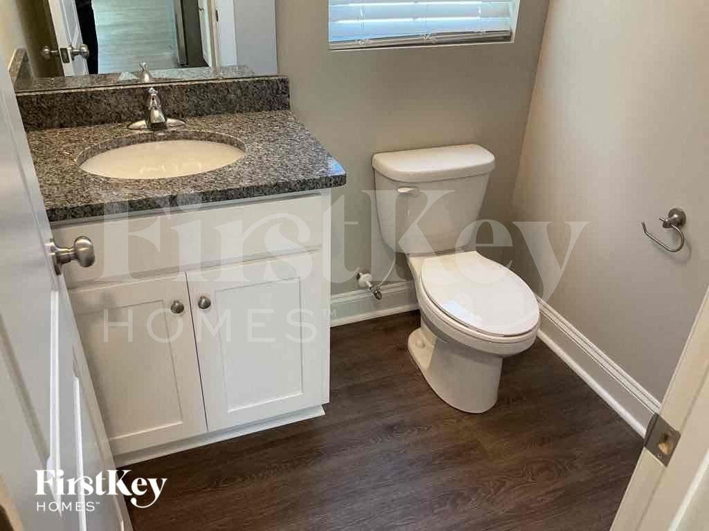 2041 Samantha Dr - Photo 7 of 21