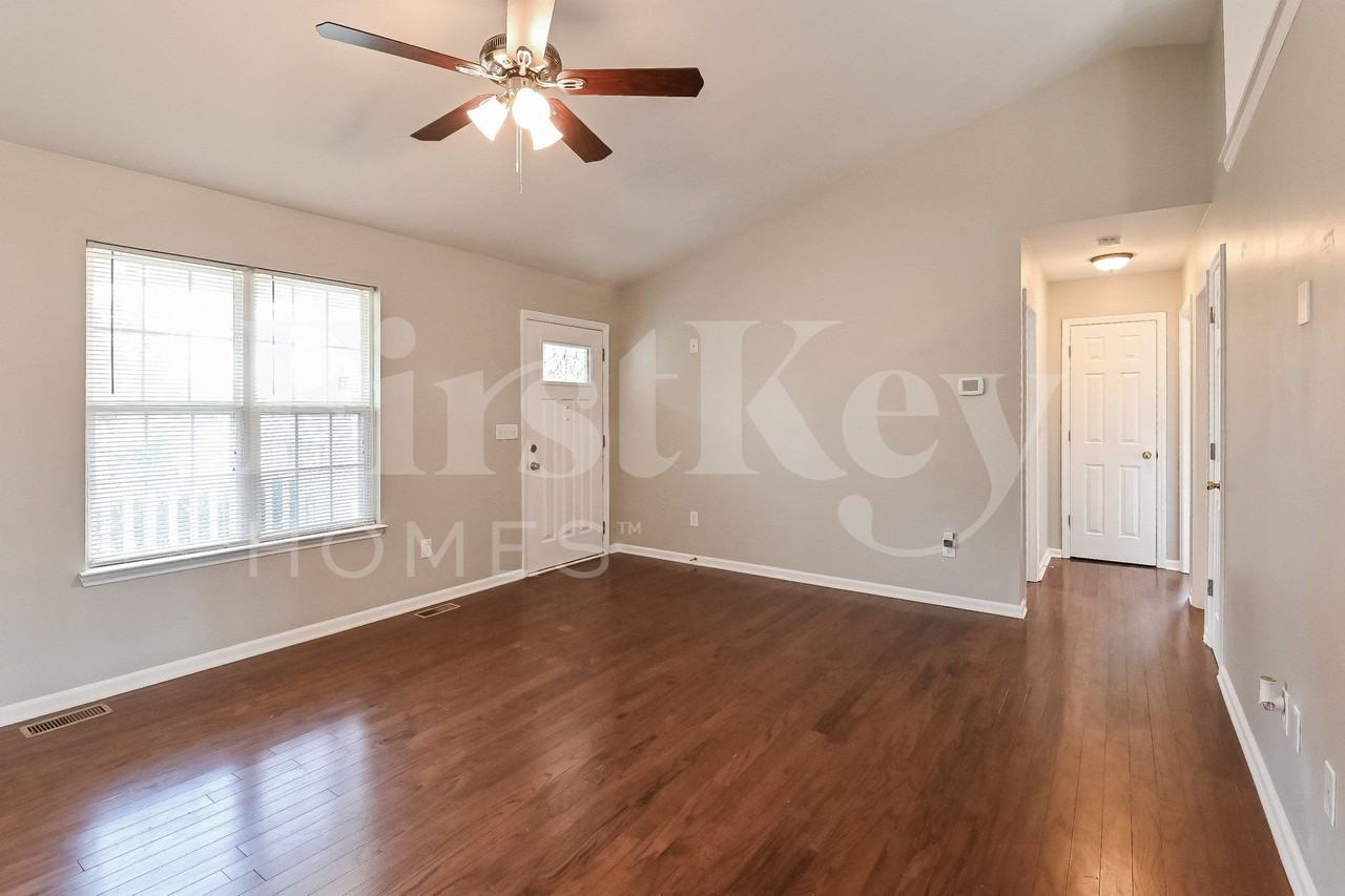 116 Holly Mountain Rd - Photo 2 of 15