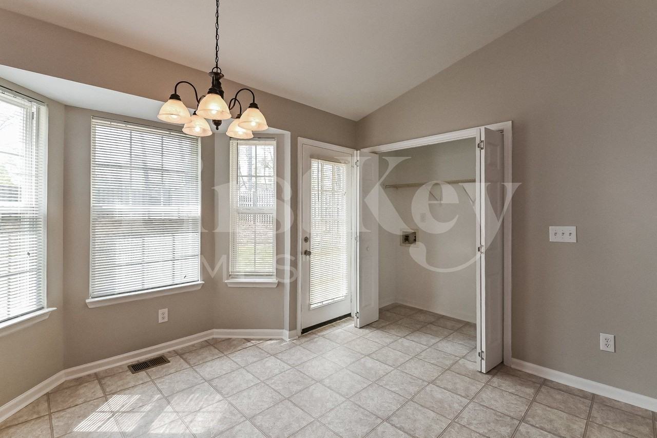 116 Holly Mountain Rd - Photo 3 of 15
