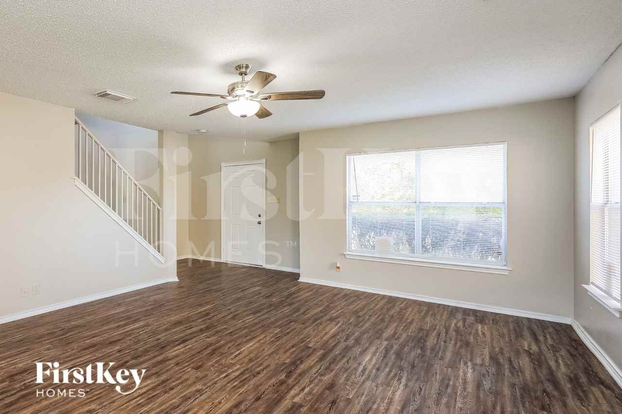 7915 Cherry Glade - Photo 5 of 19