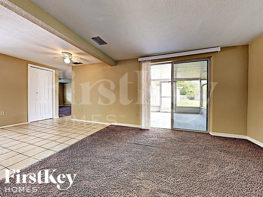6230 7th Ave - Photo 7 of 15