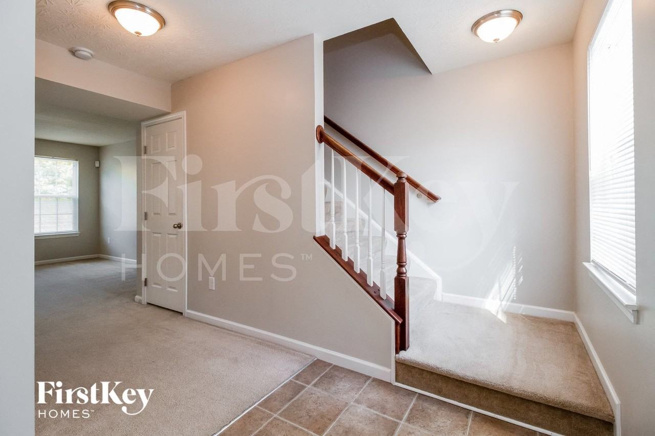 6038 Marsh Cir - Photo 2 of 15