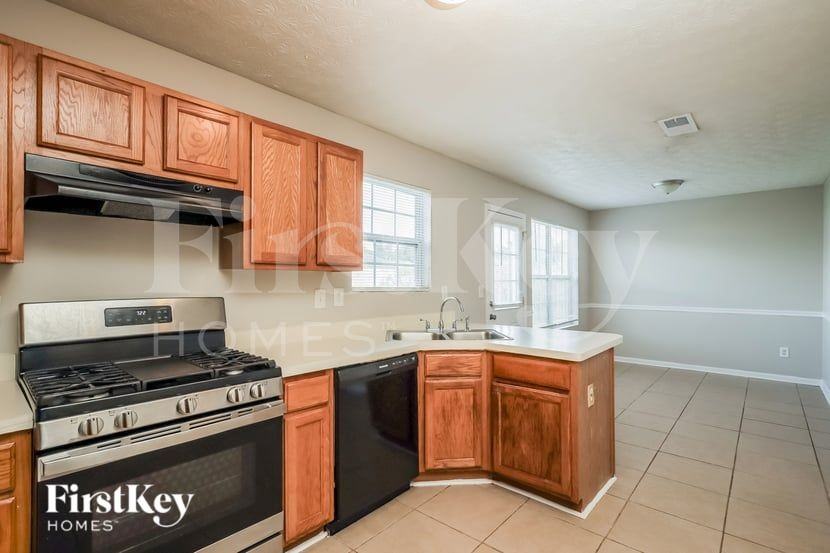 4030 Mission Way - Photo 7 of 16