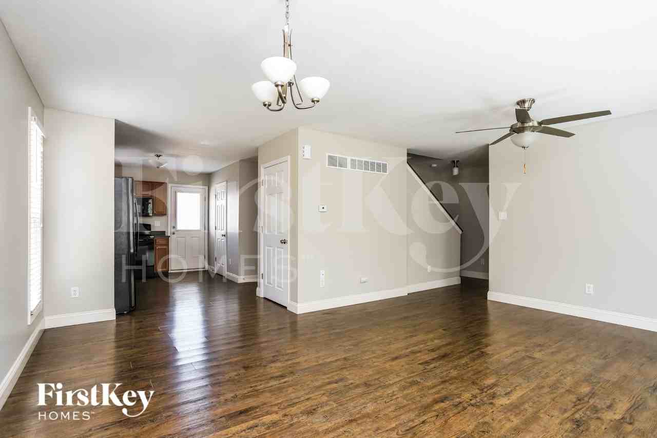 3512 Reed Crossing St - Photo 5 of 16