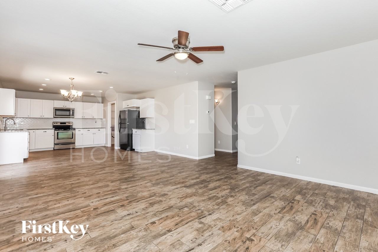 30492 N Appalachian Trl - Photo 2 of 16