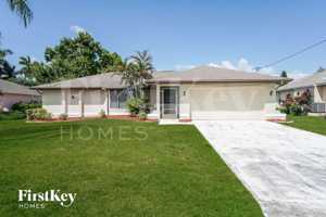 featured image of 221 Sw 43rd Ter