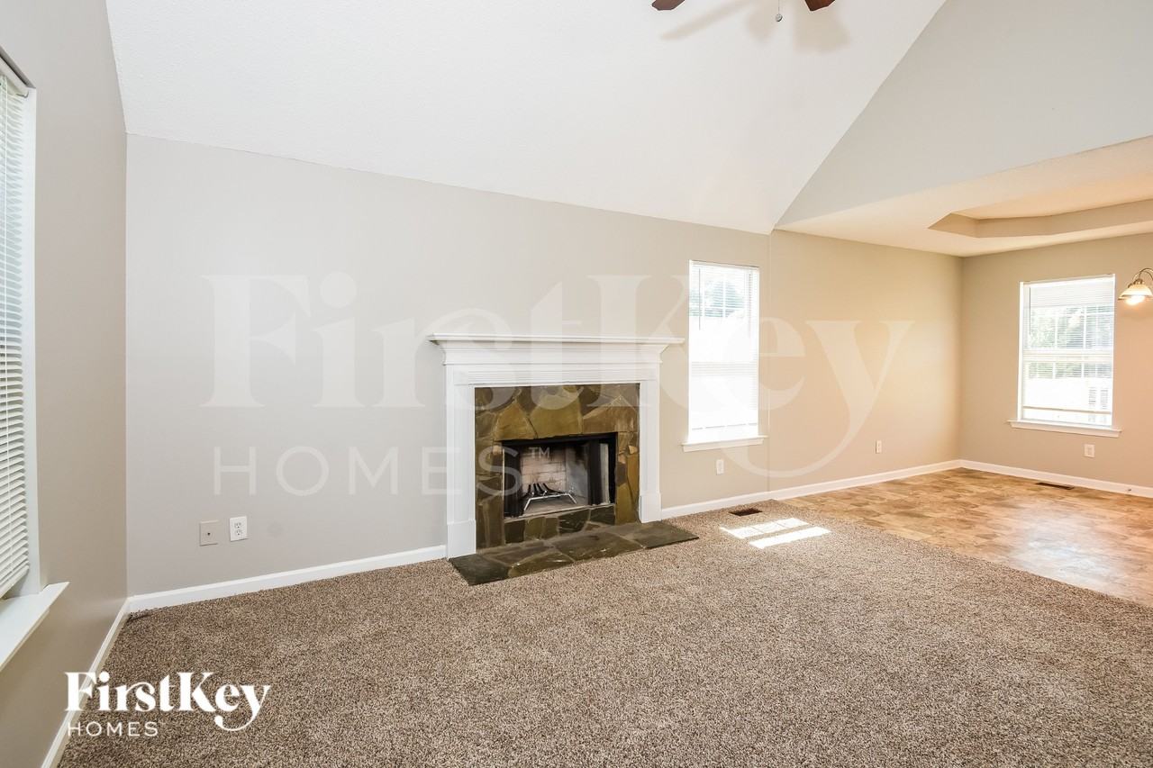 212 Station Way - Photo 2 of 16