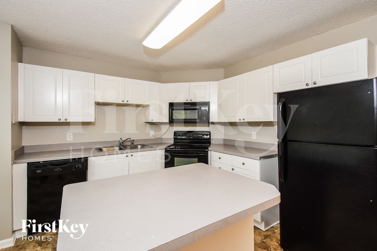 212 Station Way - Photo 6 of 16