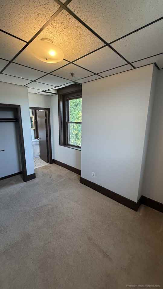 149 Main St #4 - Photo 4 of 12